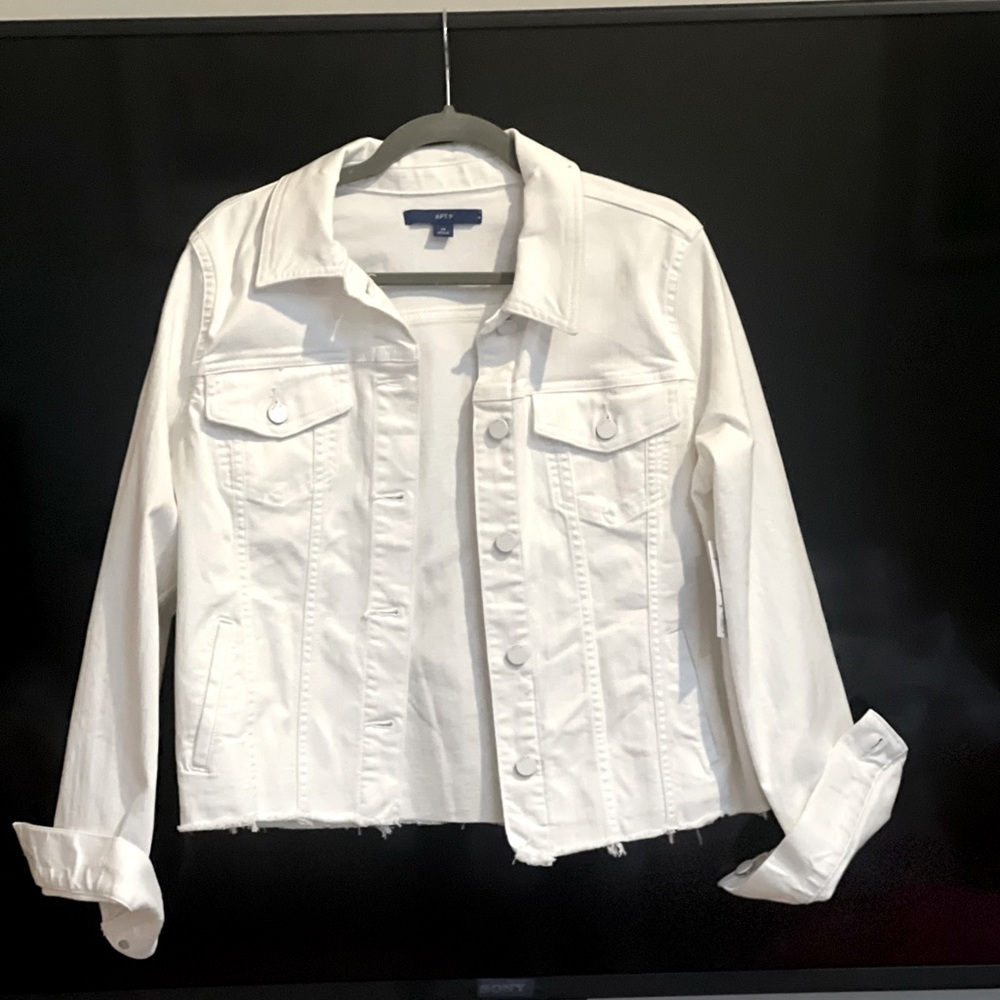 Apt 9 White Denim Jacket M NWT